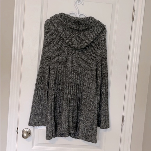 Carolyn Taylor cardigan - Picture 5 of 9